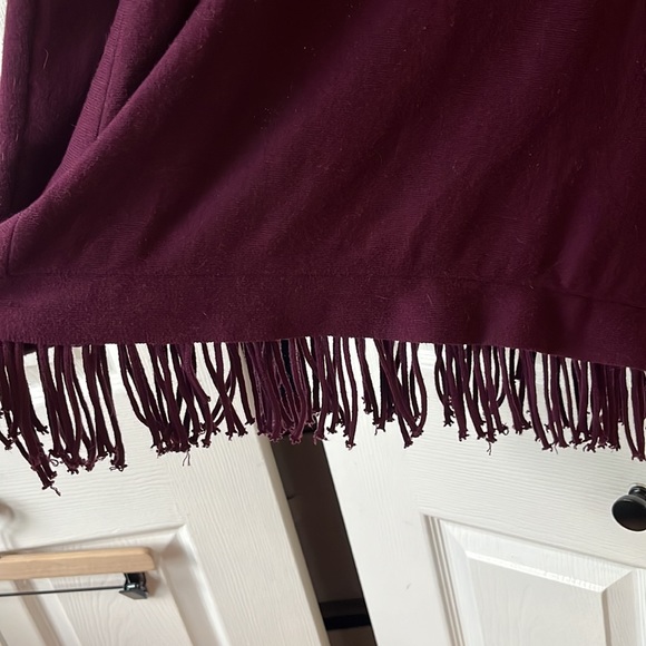 Lilly Pulitzer maroon fringe sweater - Picture 2 of 5